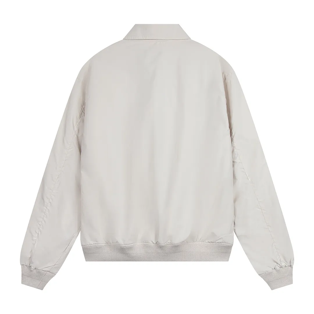 P316 Color: black/light card/off-white Size: S M L Customized two-color webbing strip on the back collar, with zippered side pockets inside ✅ - POLO brand zipper, genuine leather zipper piece, dark and light two-color buttons ✅ - RL25SS new jacket fabric is made of lightweight polyester fiber, windproof and waterproof, lighter, suitable for travel or daily outdoor sports, simple line design and wide and neat tailoring, unisex style for both men and women, good for commuting, classic and durable